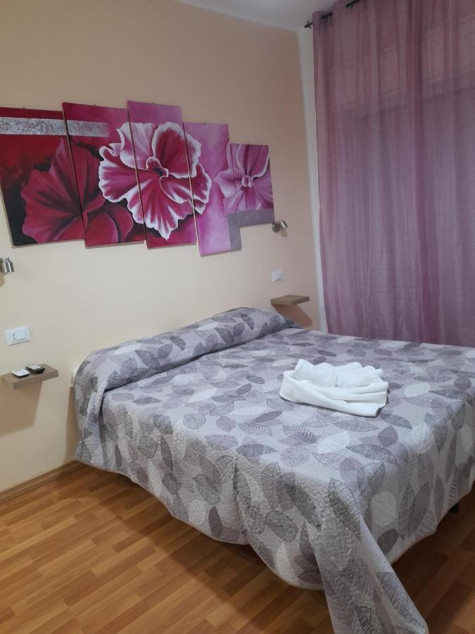 Milazzo: La Porta Delle Eolie Bed and Breakfast Exterior foto
